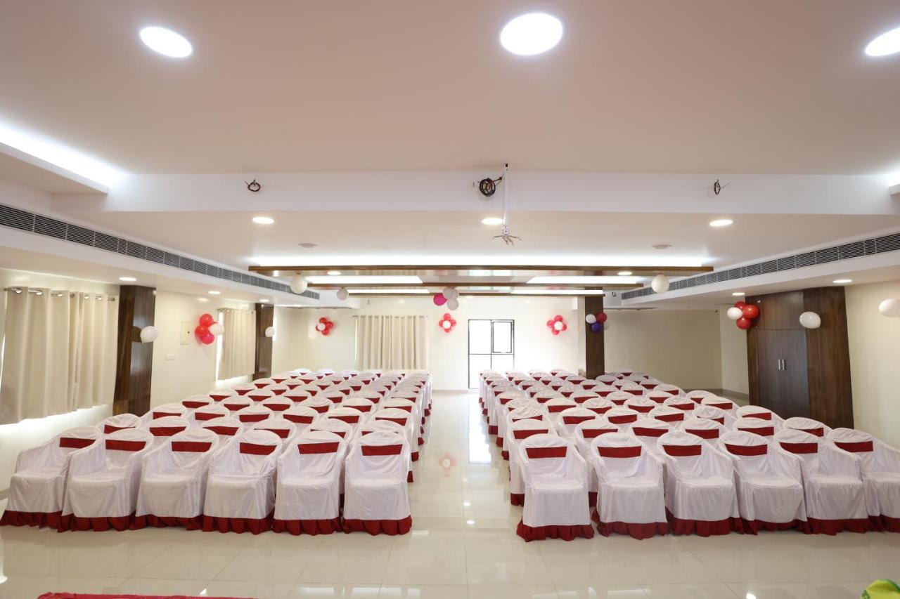 Lgp Residency Hotel Tiruchirappalli Exterior foto